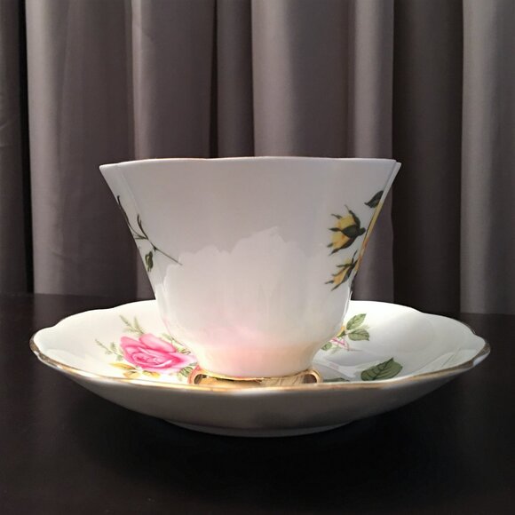 Queen Anne Cup and Saucer - Picture 6 of 10
